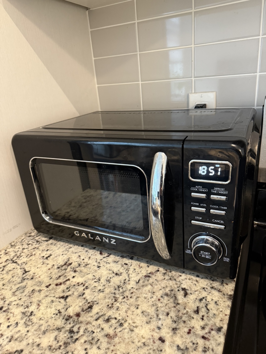 Galanze Microwave 700W