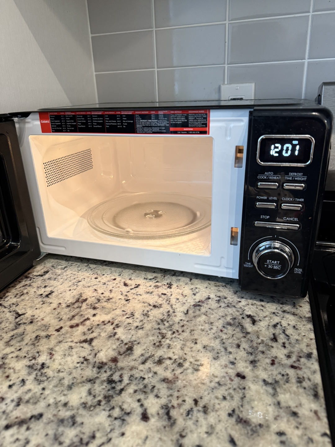 Galanze Microwave 700W - photo 2