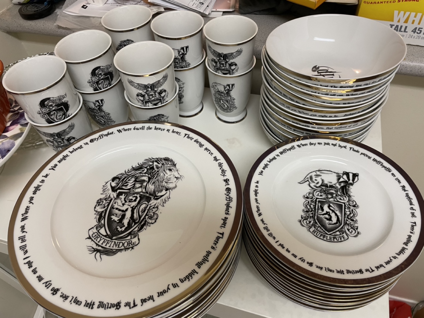 Harry Potter House Crest Dinnerware Set