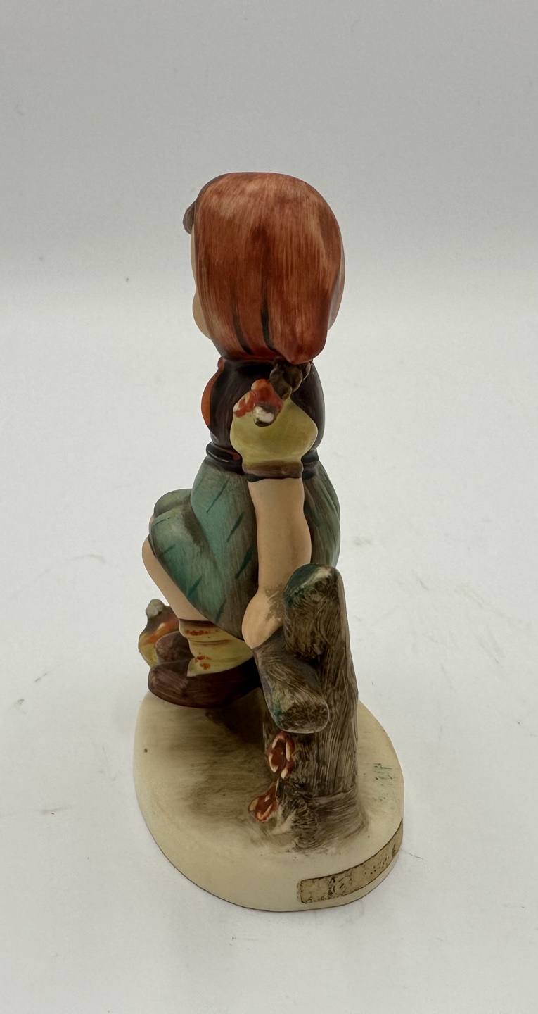 Vintage W. Goebel Girl Figurine - photo 4