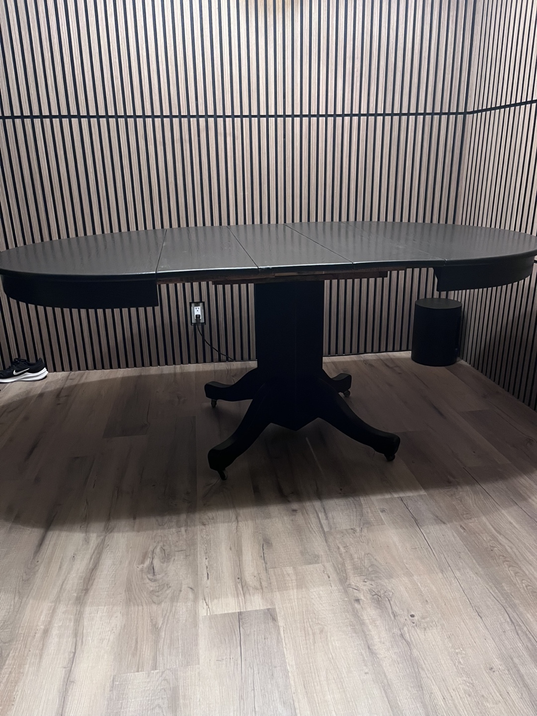 Black Extendable Dining Table - photo 3