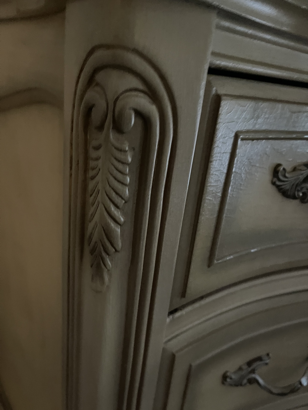 Vintage French Provincial Bedroom Set - photo 3