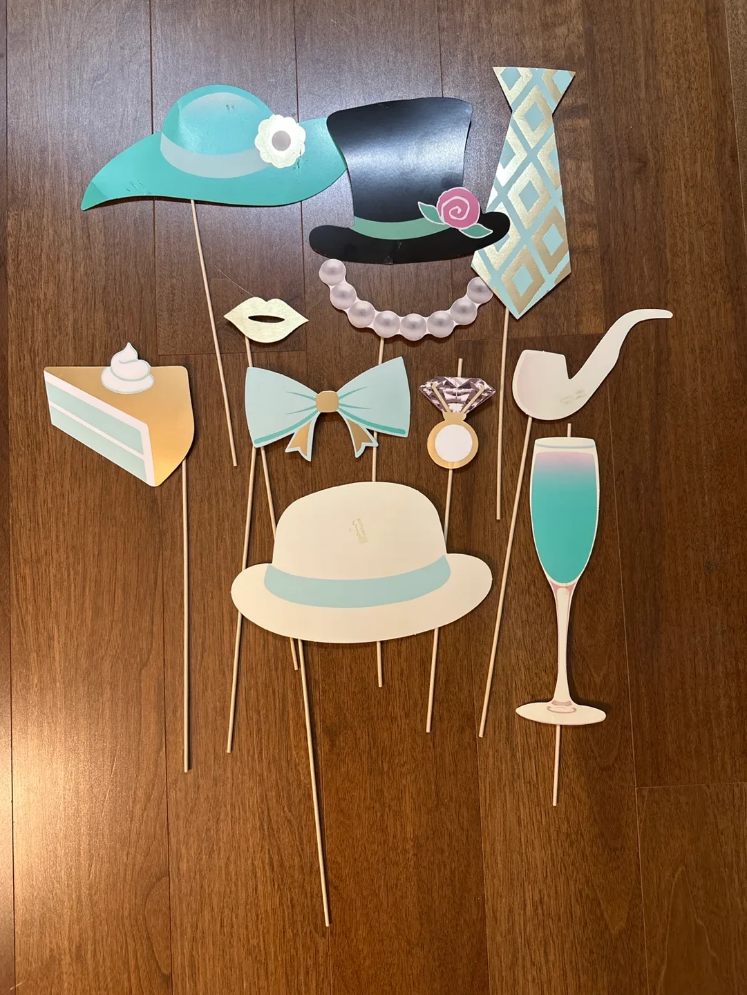 🆓 Photo Booth Props 🎩 📸 thumbnail