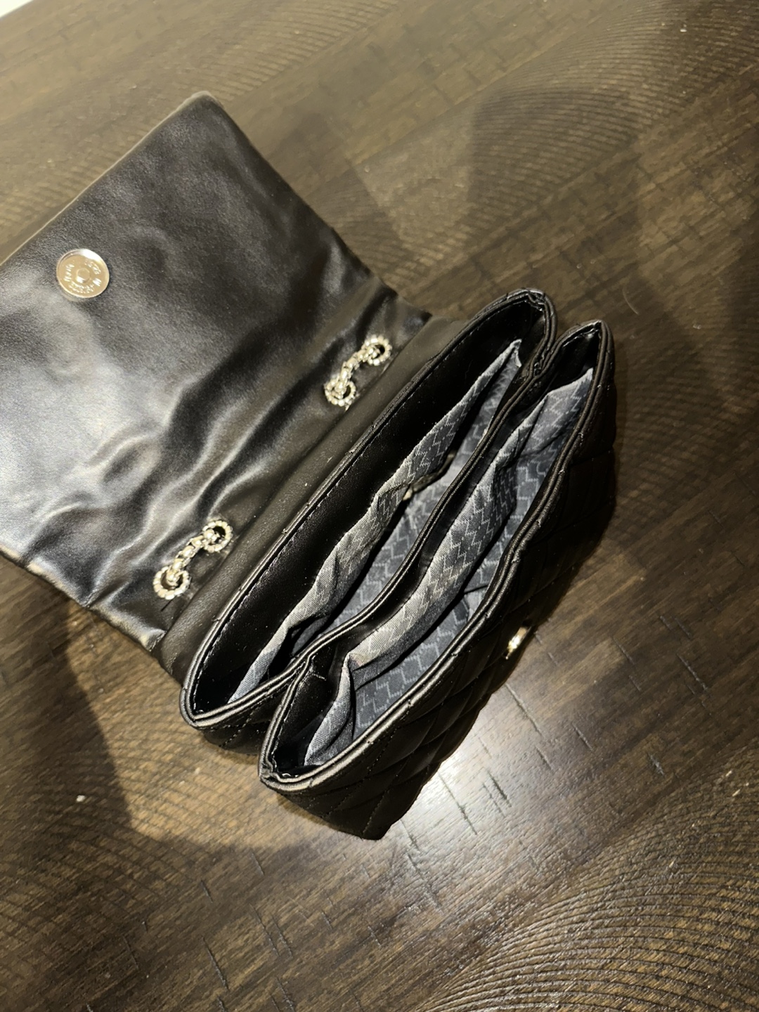 Black Quilted Chain Bag - photo 2