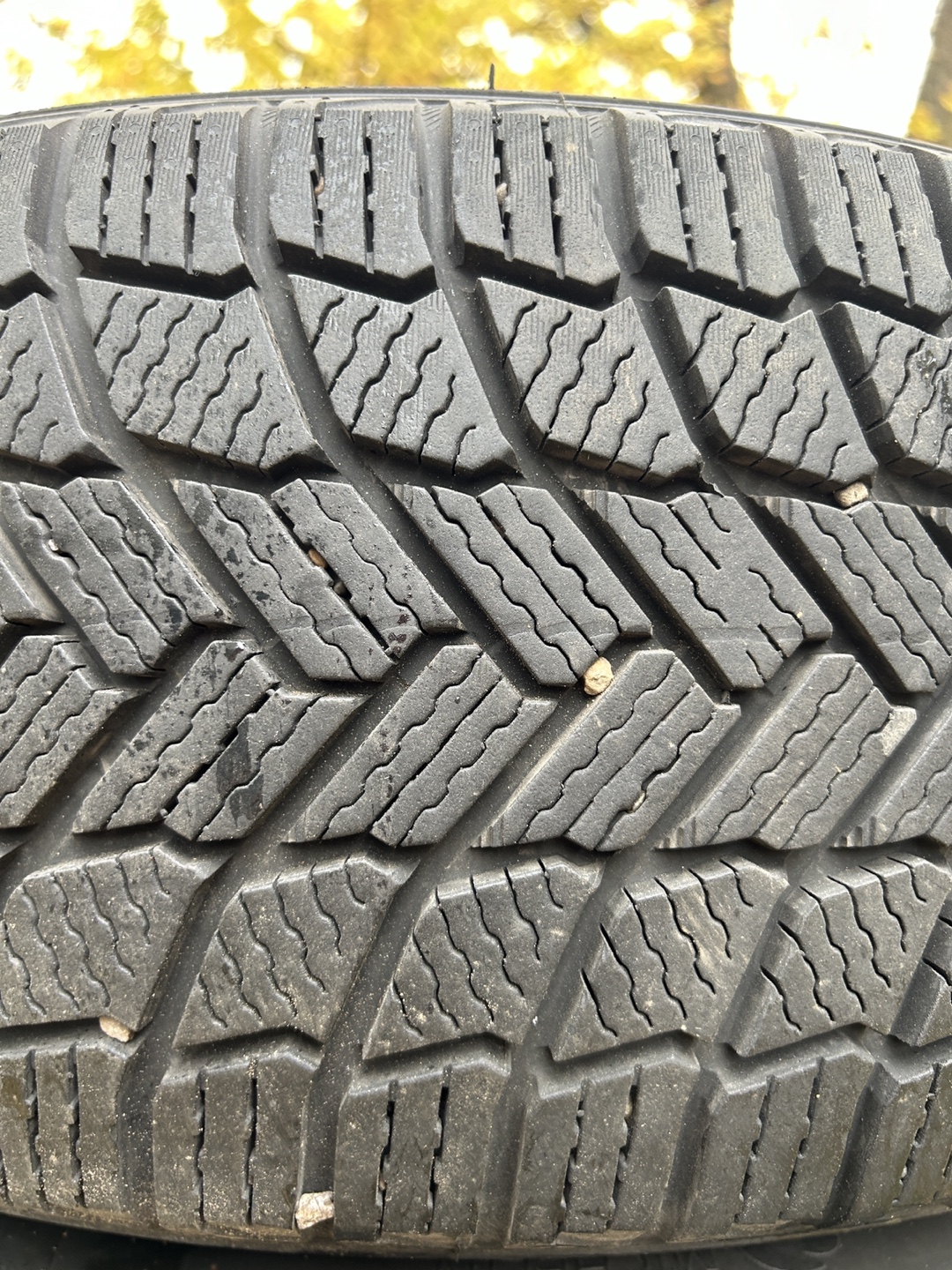 235 65 17 Michelin winter - photo 4