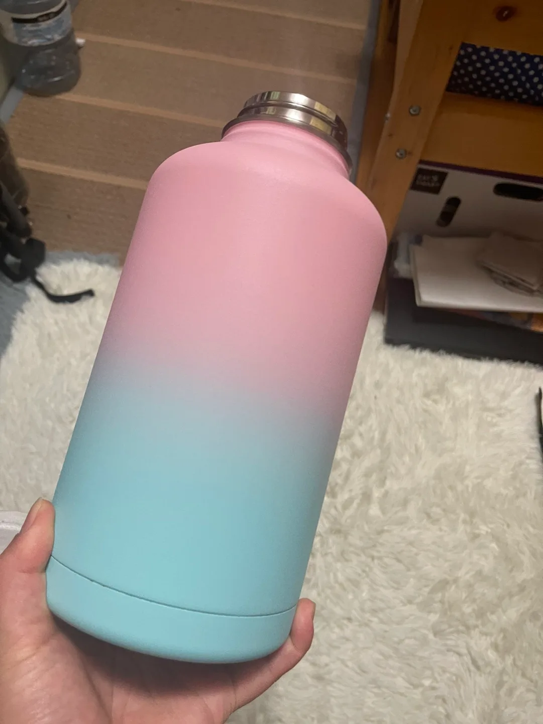 CoolFlask 64oz Water Bottle image indicator(6)