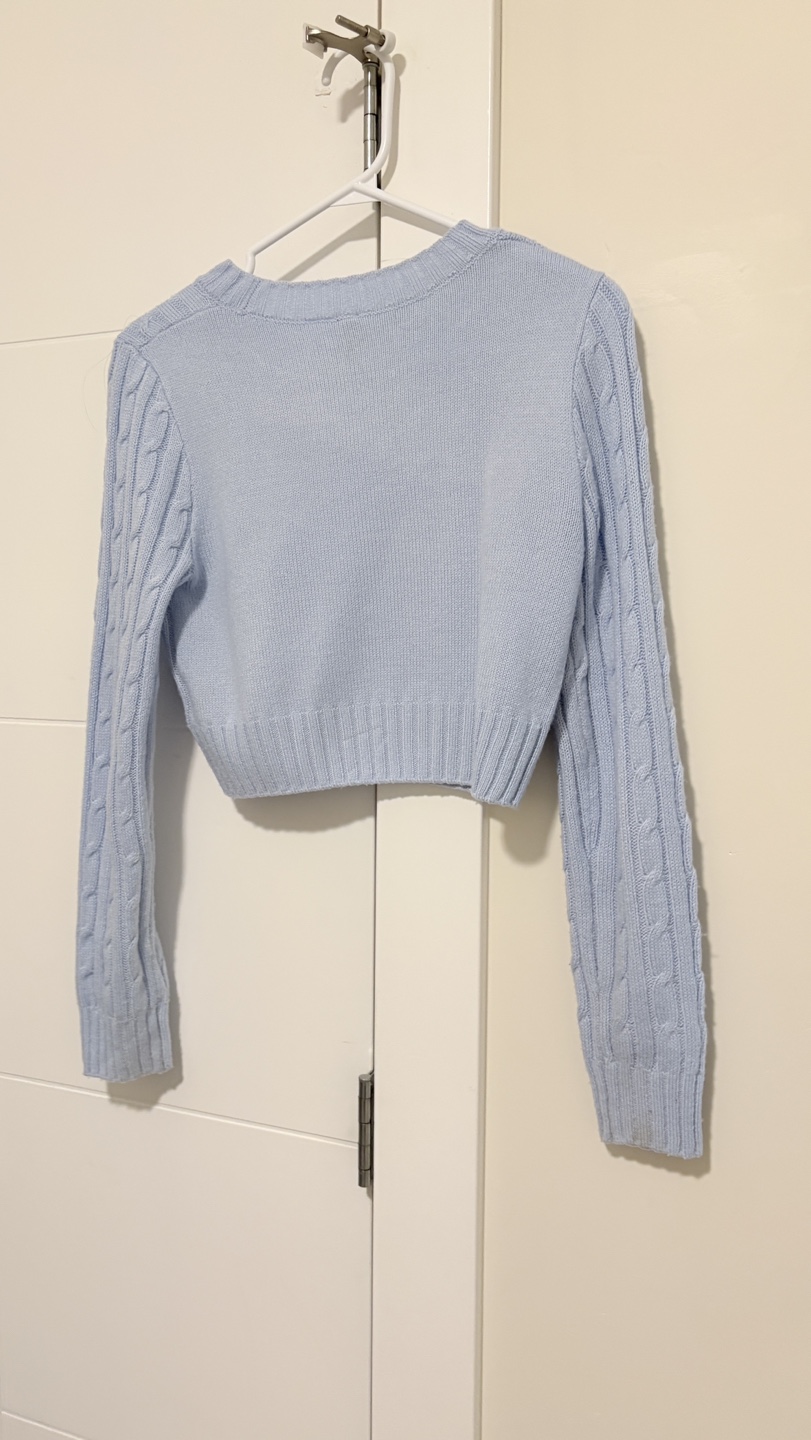 H&M Divided Blue Crop Sweater - photo 2