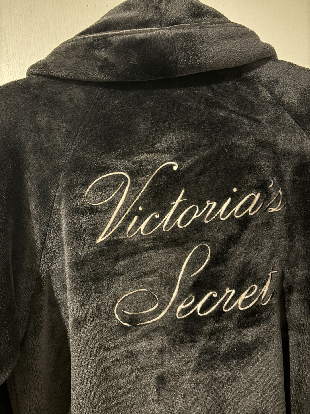 Victoria's Secret Black Robe - photo 2