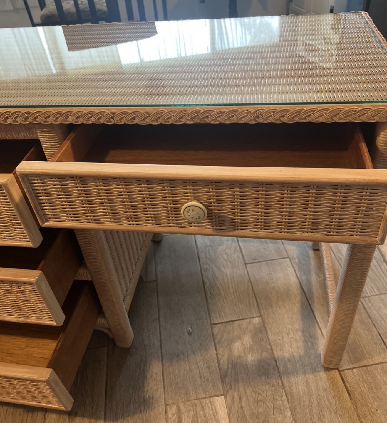 Wicker Desk with Stool - photo 5