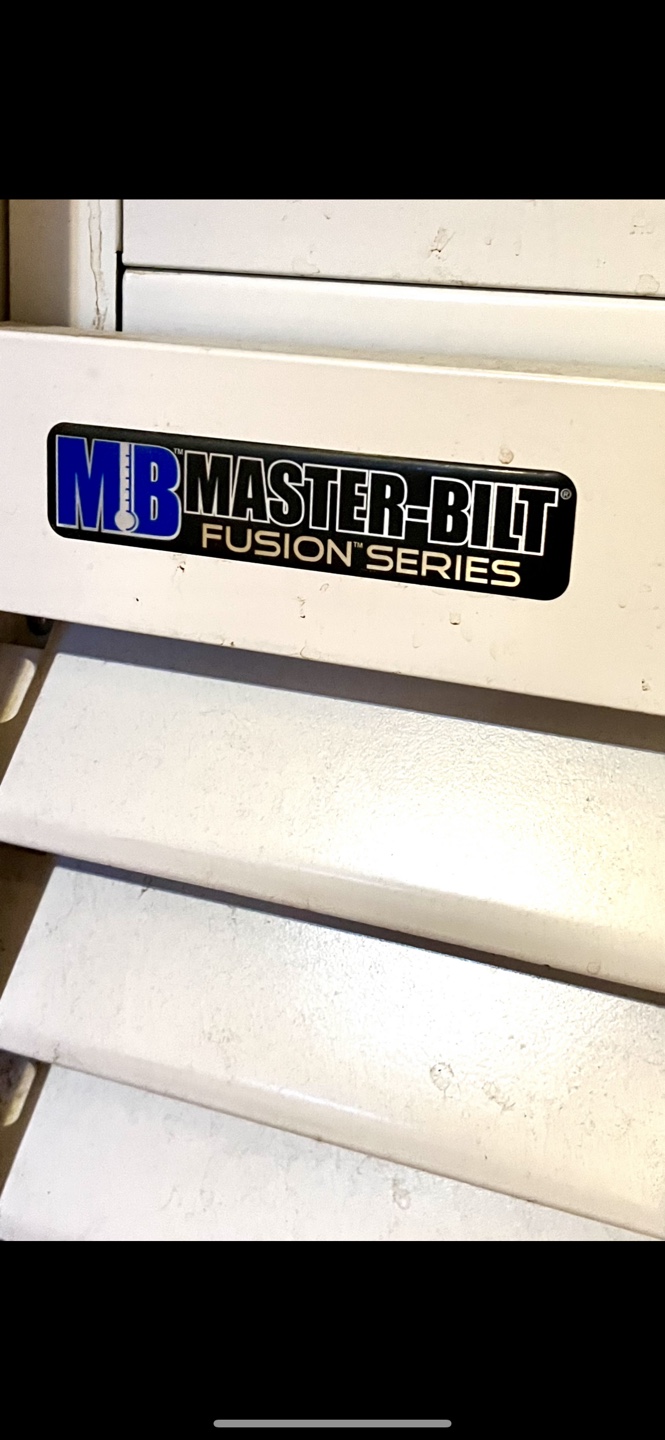 Master-Bilt Fusion Series Commercial Refrigerator - photo 2