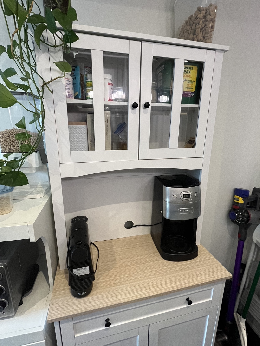 Kitchen pantry