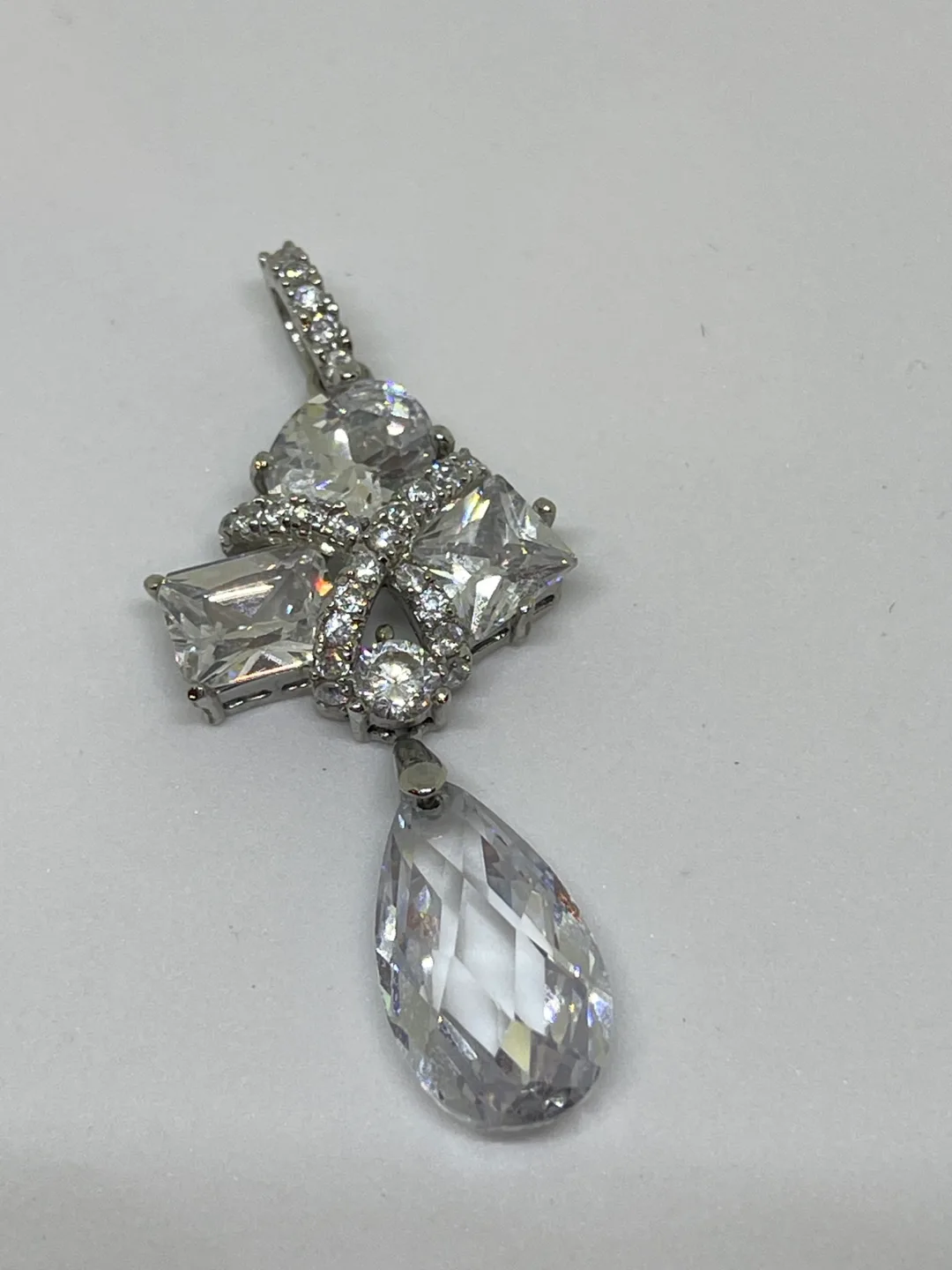 Silver Crystal Pendant thumbnail