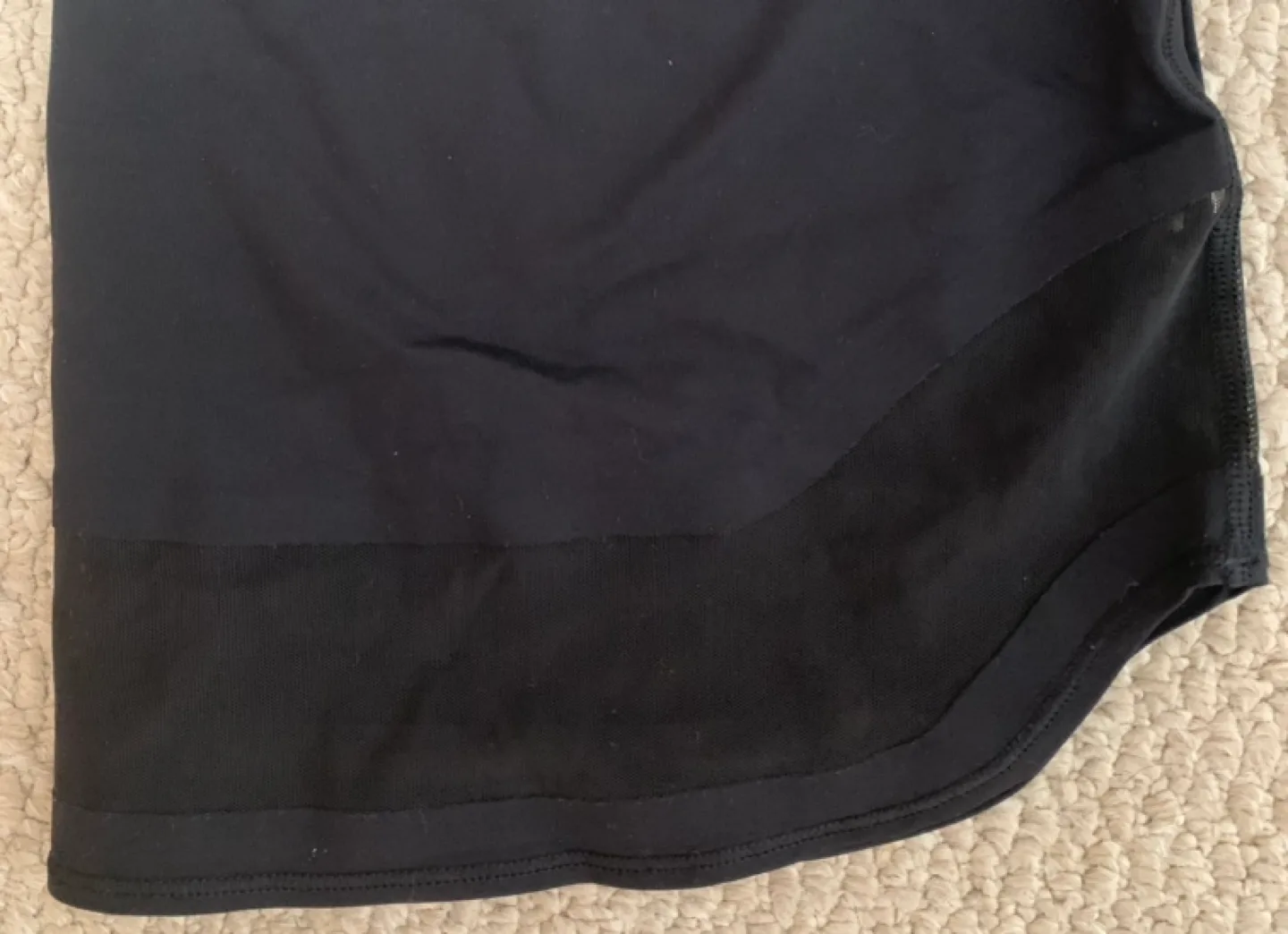 lululemon smooth stride uv protection tank image indicator(5)