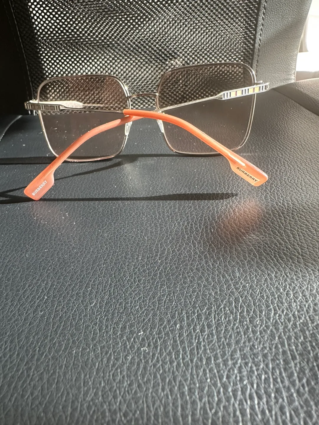 Burberry Sunglasses image indicator(3)