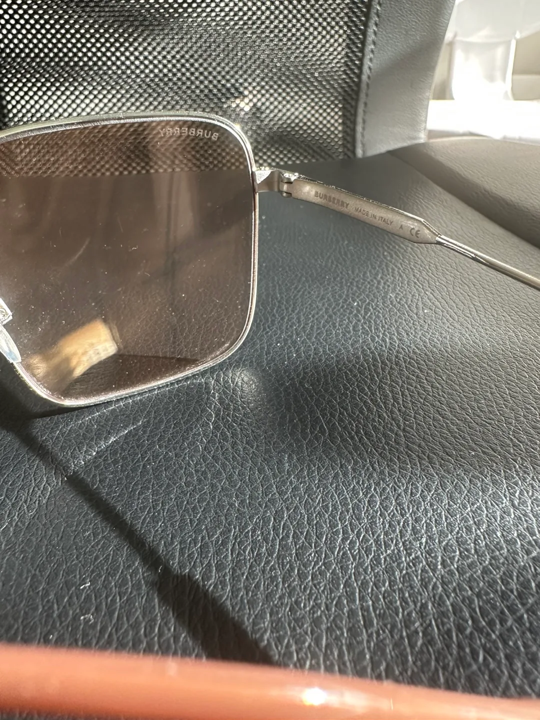 Burberry Sunglasses image indicator(4)