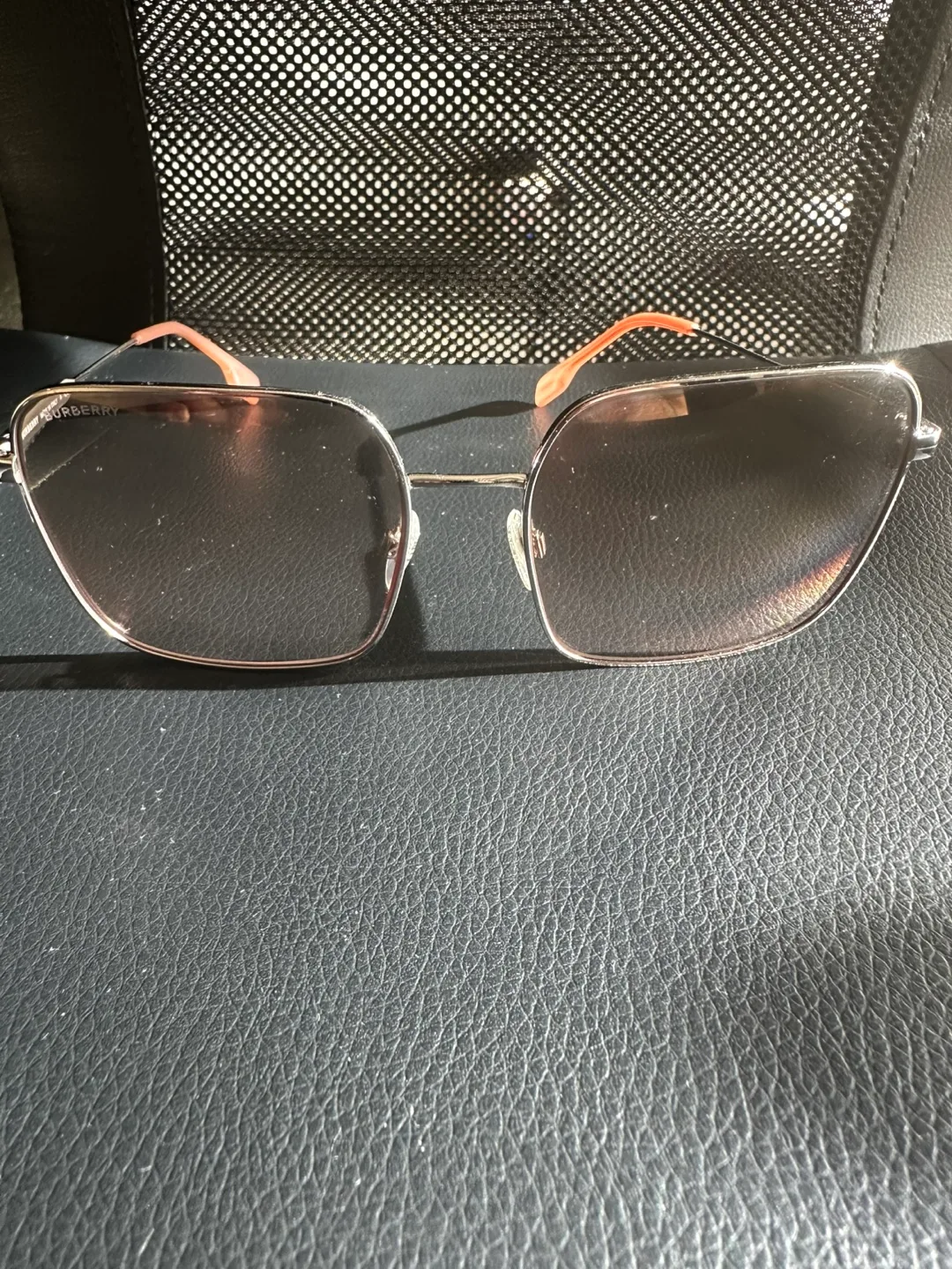 Burberry Sunglasses image indicator(2)