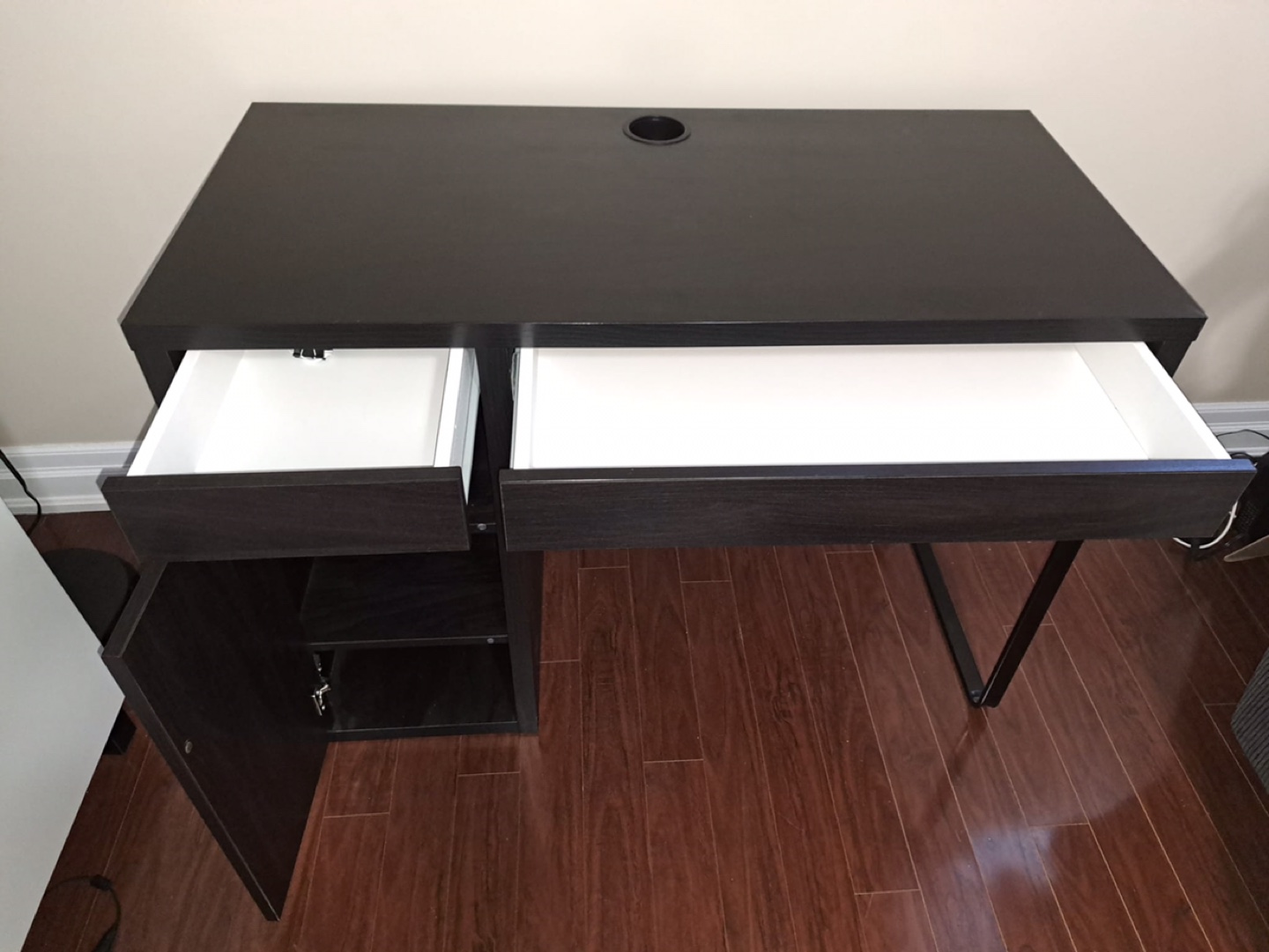 IKEA MICKE Desk - Black-brown - photo 2