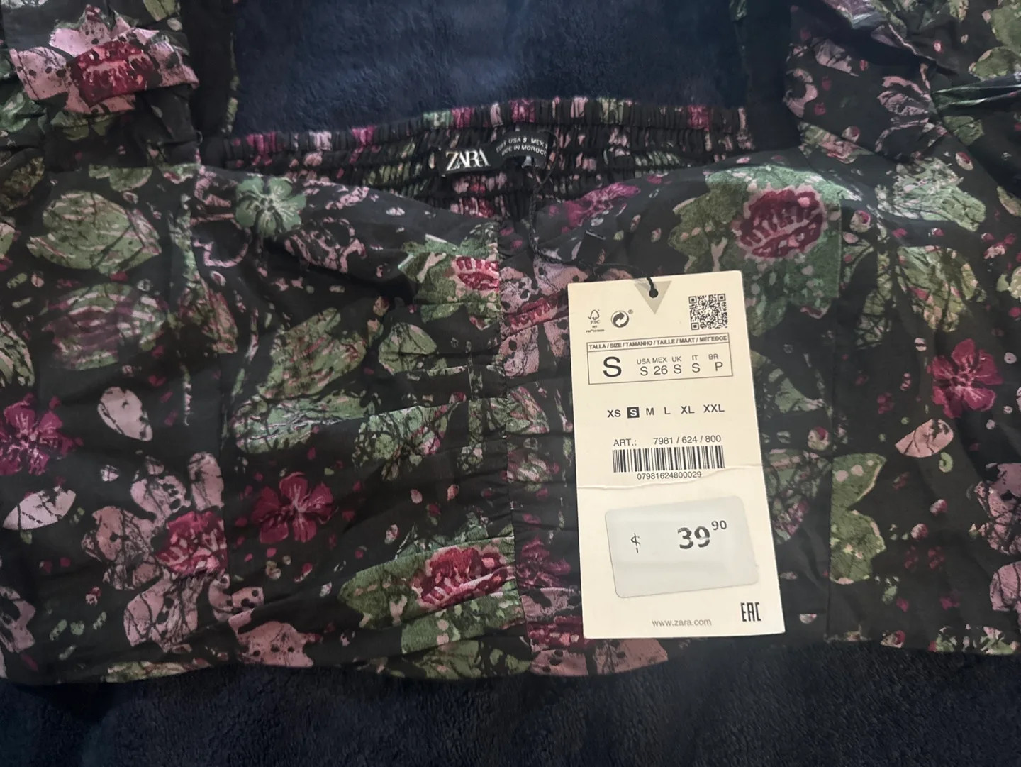 BMWT Zara Floral Puff Sleeve Crop Top 🔥🧡🥕 image indicator(2)