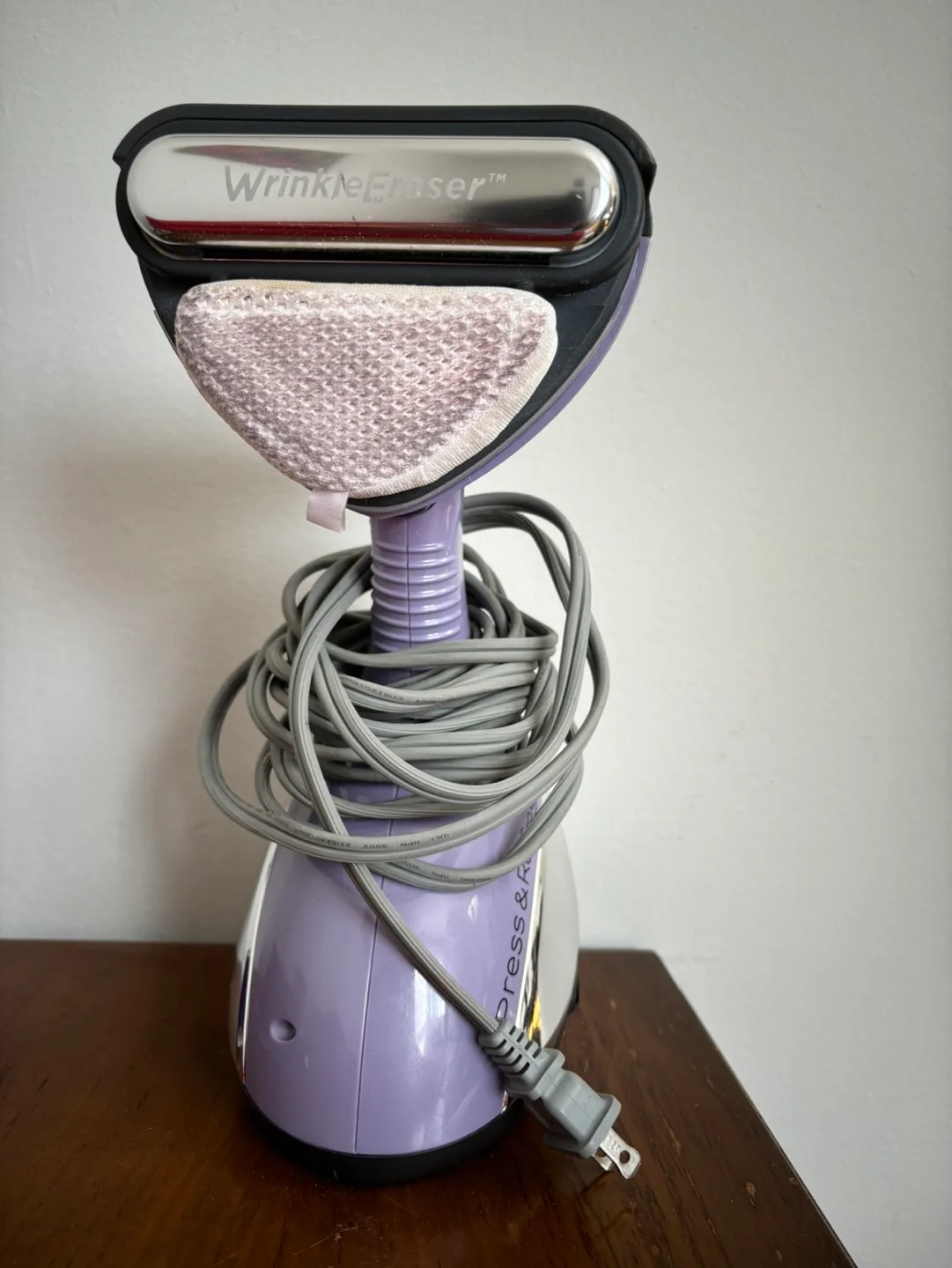 Shark Wrinkle Eraser Press & Refresh Garment Steamer GS500CNN image indicator(5)