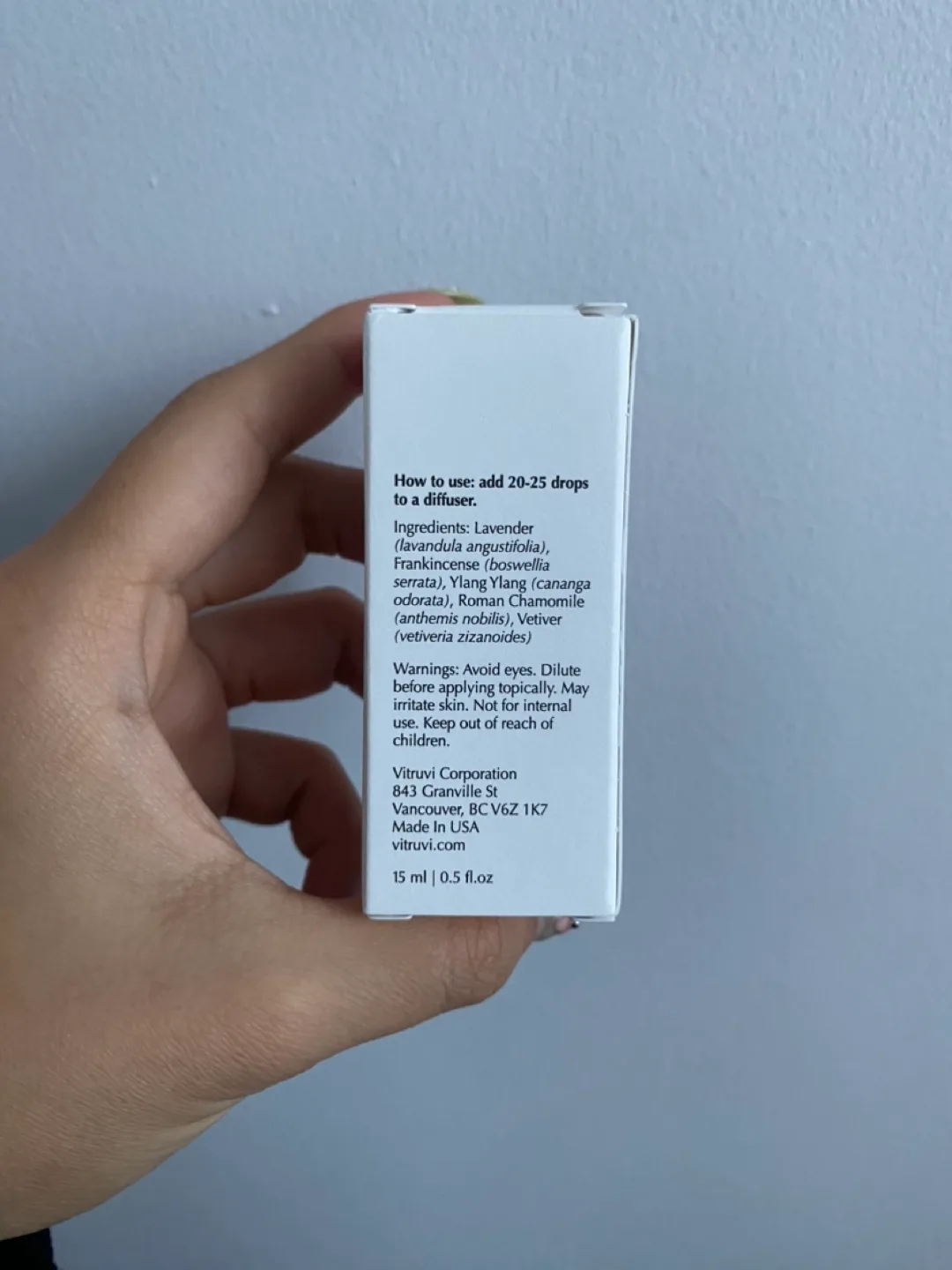 Vitruvi Sleep Essential Oil Diffuser Blend image indicator(3)