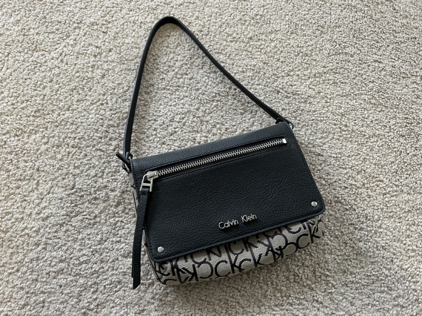 Calvin Klein Crossbody Bag