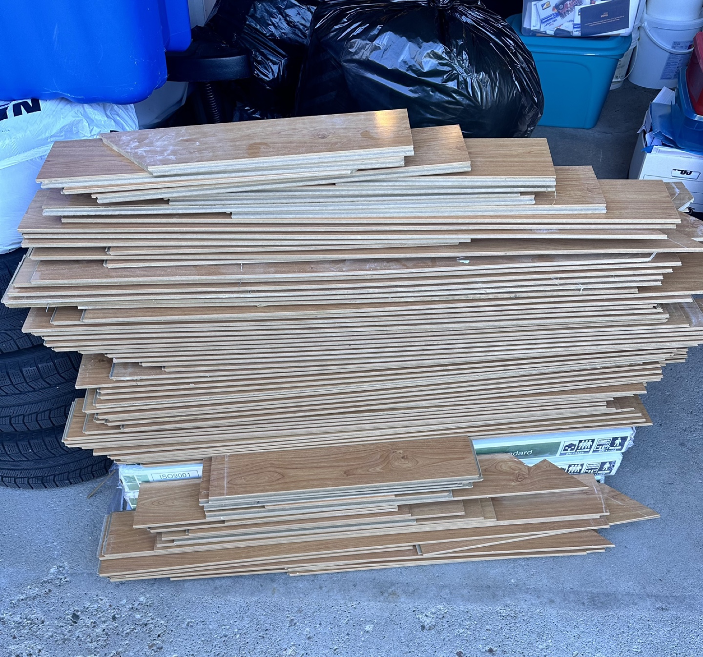 Laminate Flooring - 50+ pieces