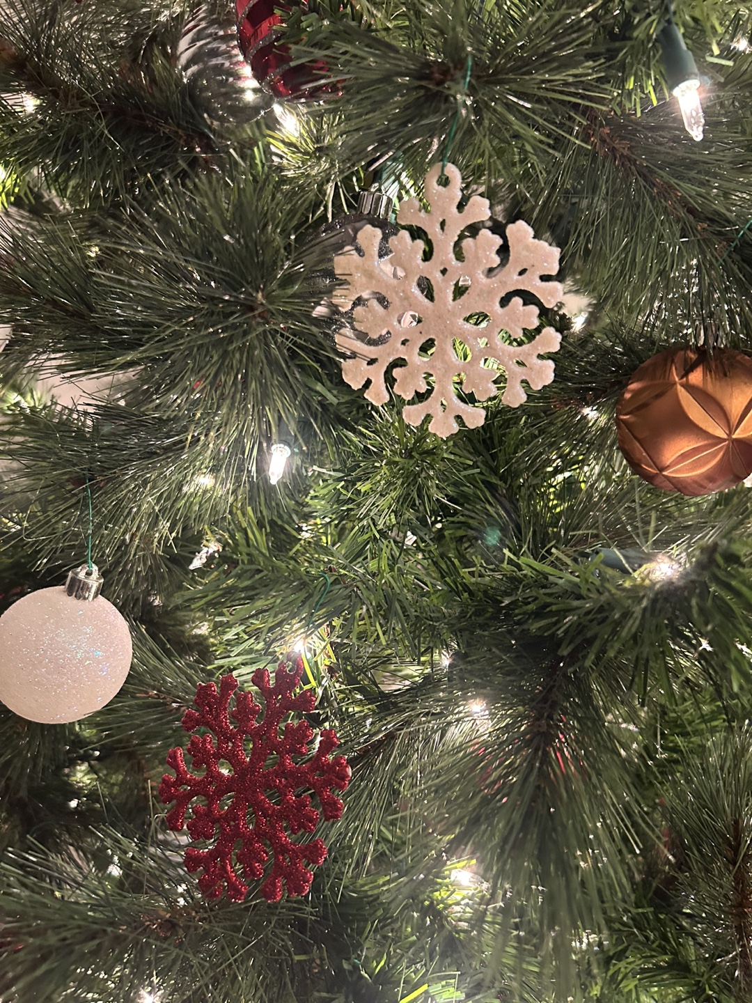 Artificial Christmas Tree with Ornaments and Wreath - photo 5