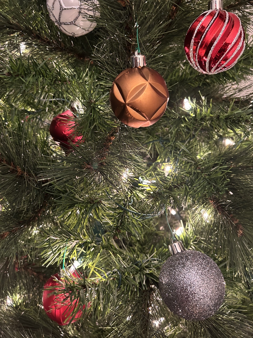 Artificial Christmas Tree with Ornaments and Wreath - photo 4