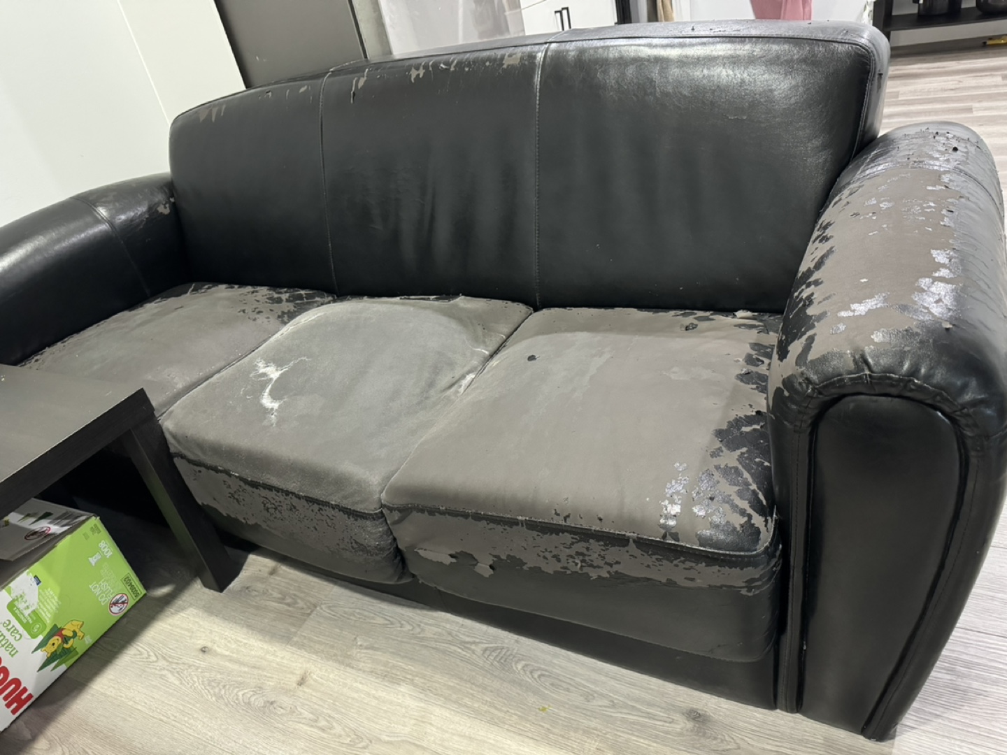 Black Leather Sofa 3 seating for sale - photo 4
