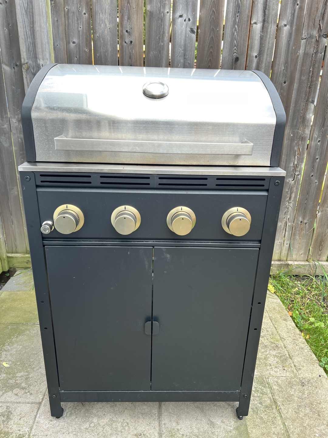 4- Burner Propane BBQ - IKEA Gas grill -  black/stainless steel - photo 2