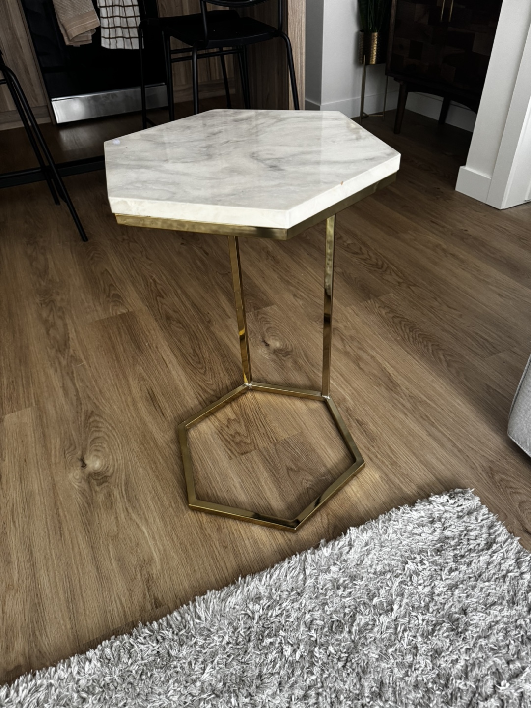 Gold and faux Marble Side Table - photo 2