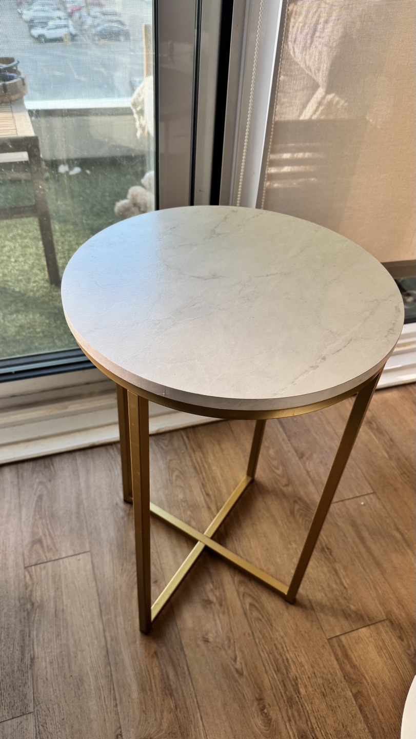 Round Marble Accent Table - photo 2