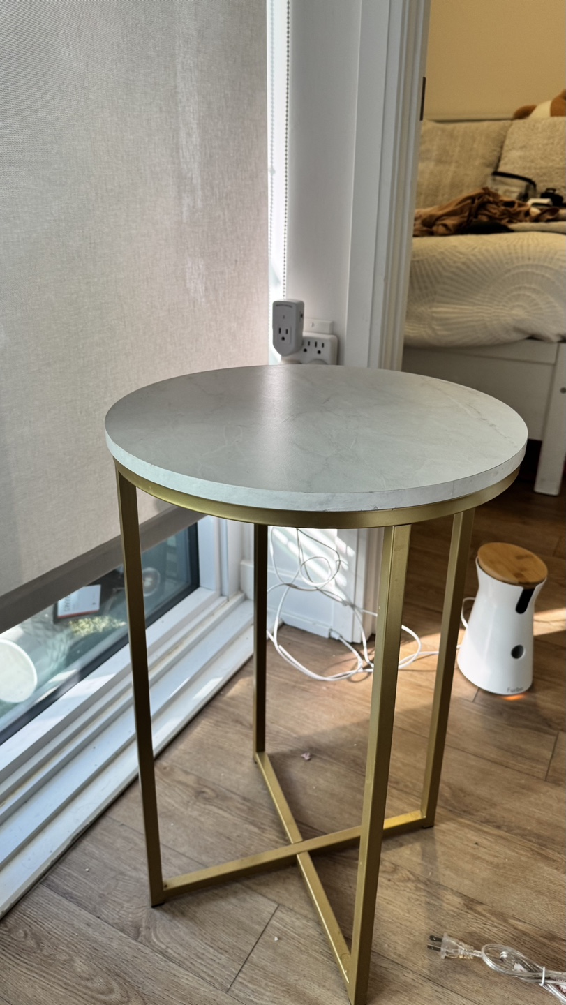 Round Marble Accent Table - photo 3