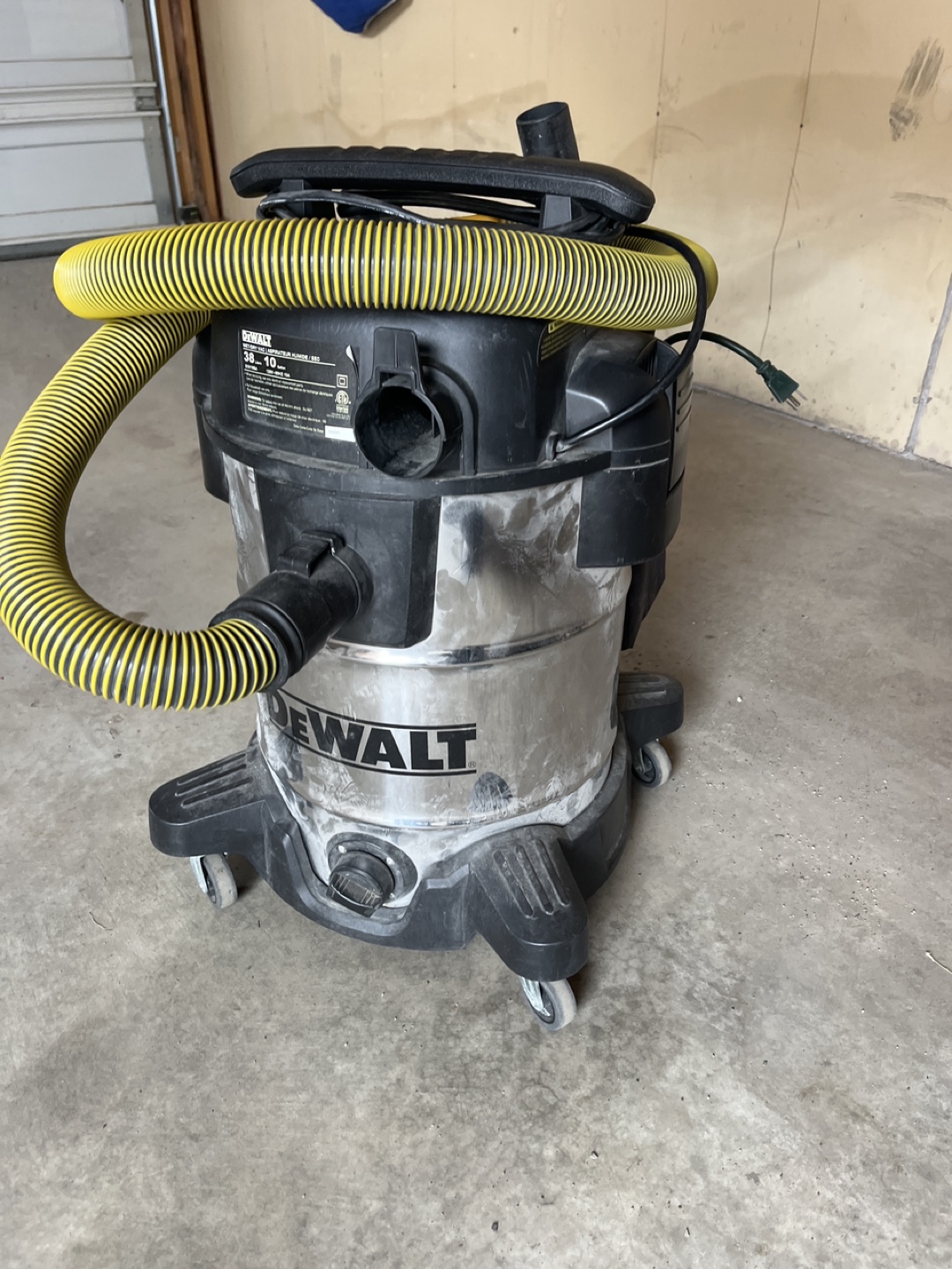 Dewalt Wet/Dry Vacuum