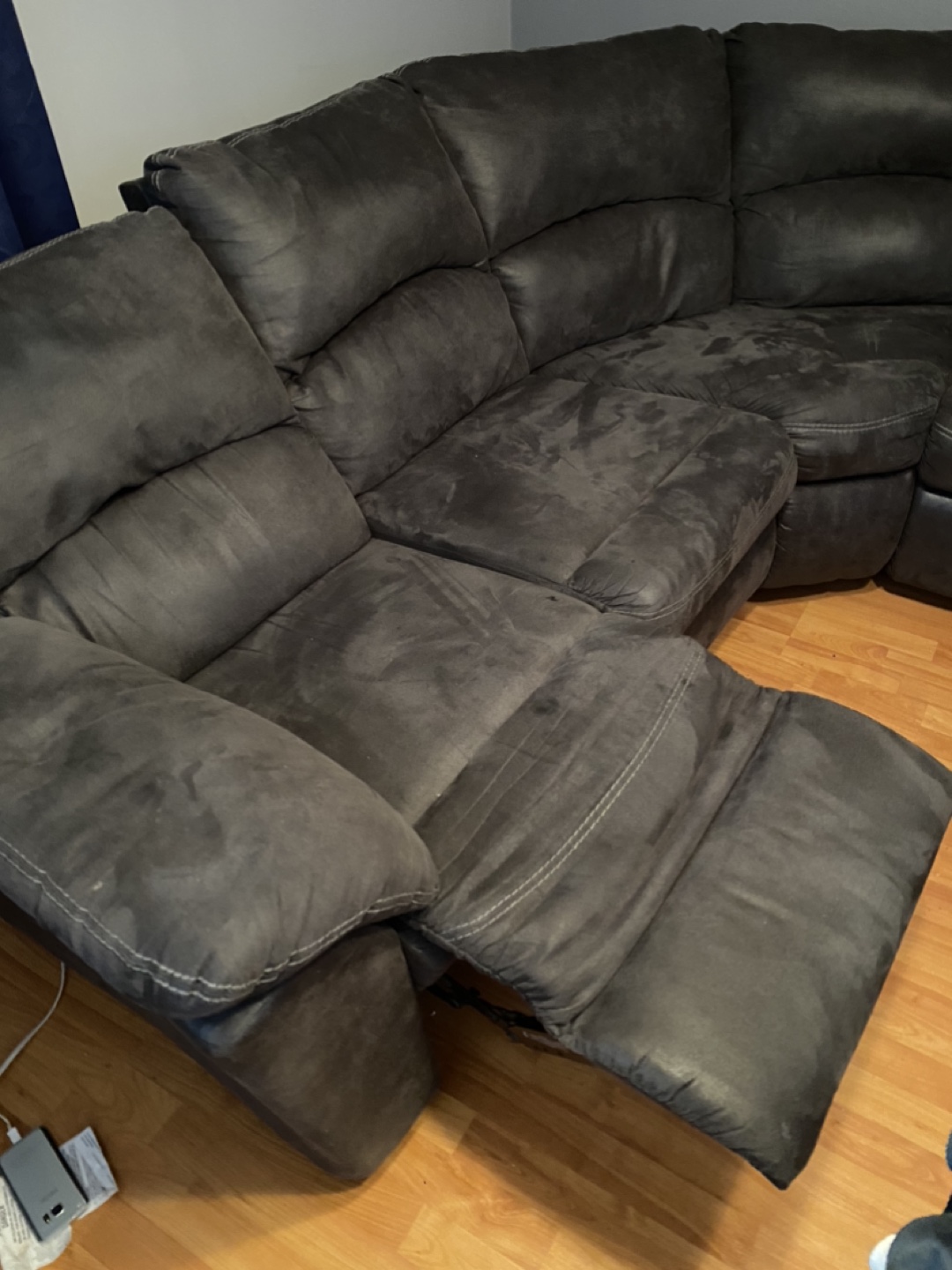 Reclining Sectional Sofa - photo 4