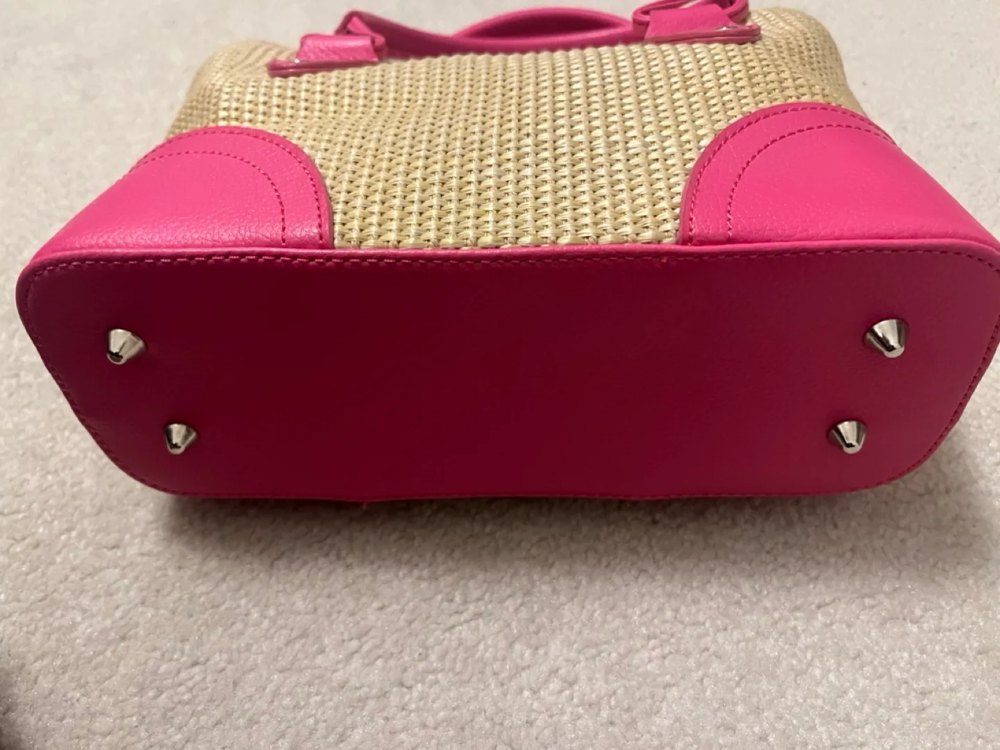 Pink and Straw Handbag image indicator(4)