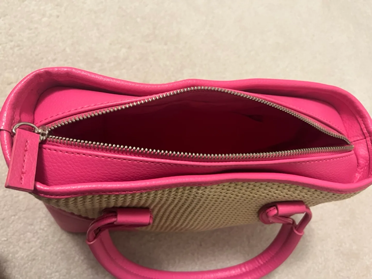 Pink and Straw Handbag image indicator(6)