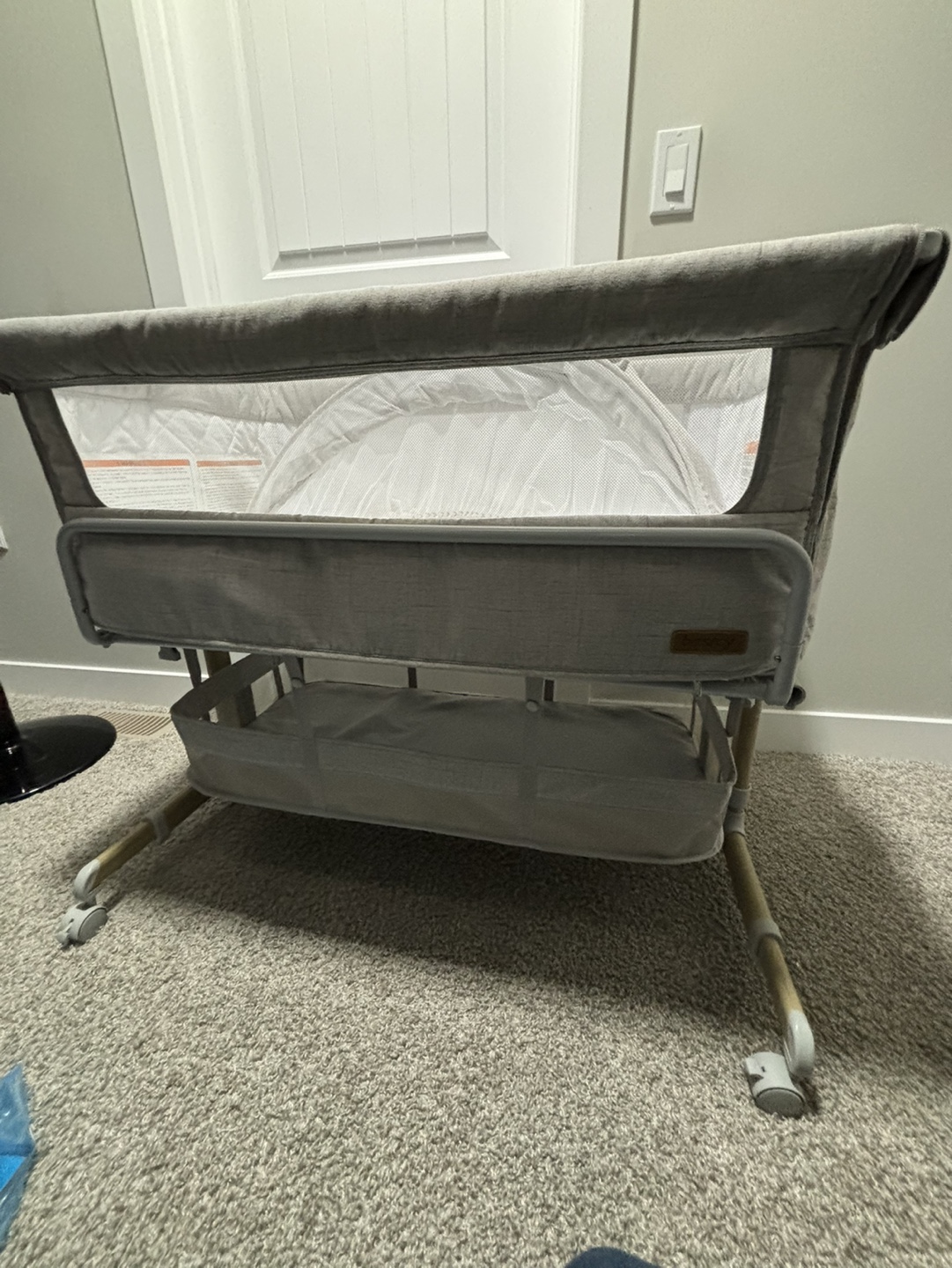 Baby Co-Sleeper Bassinet with Canopy