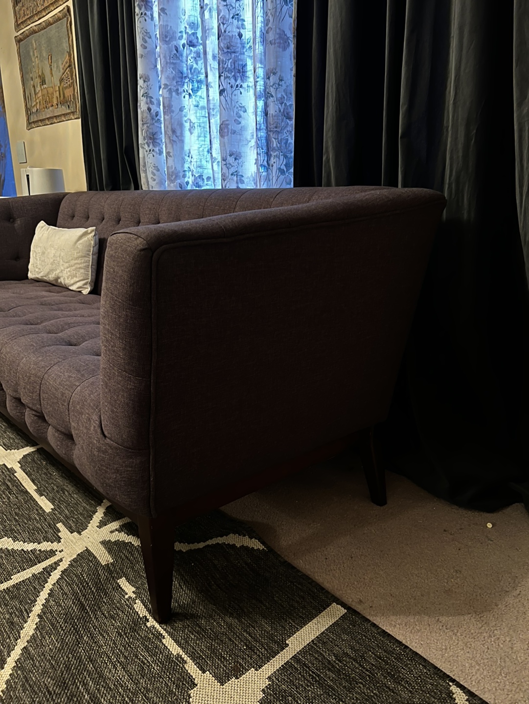 Structure tufted grey comfy modern clean couch /sofa