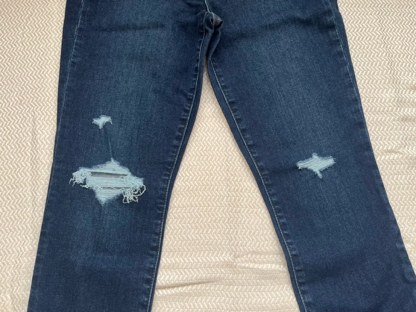 Gap Petite High Rise Skinny Jeans image indicator(3)