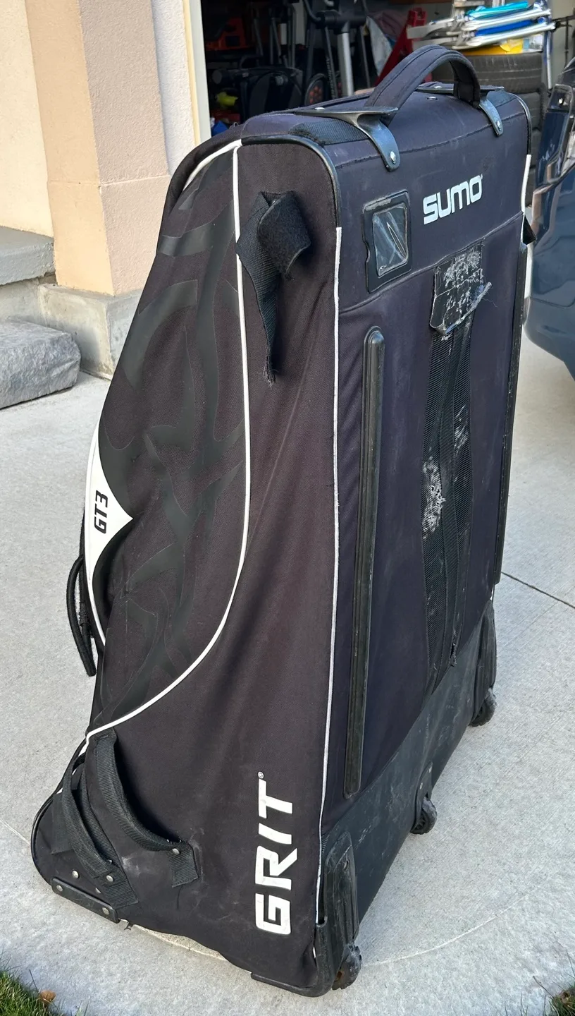 Sumo Grit Hockey Equipment Bag image indicator(2)
