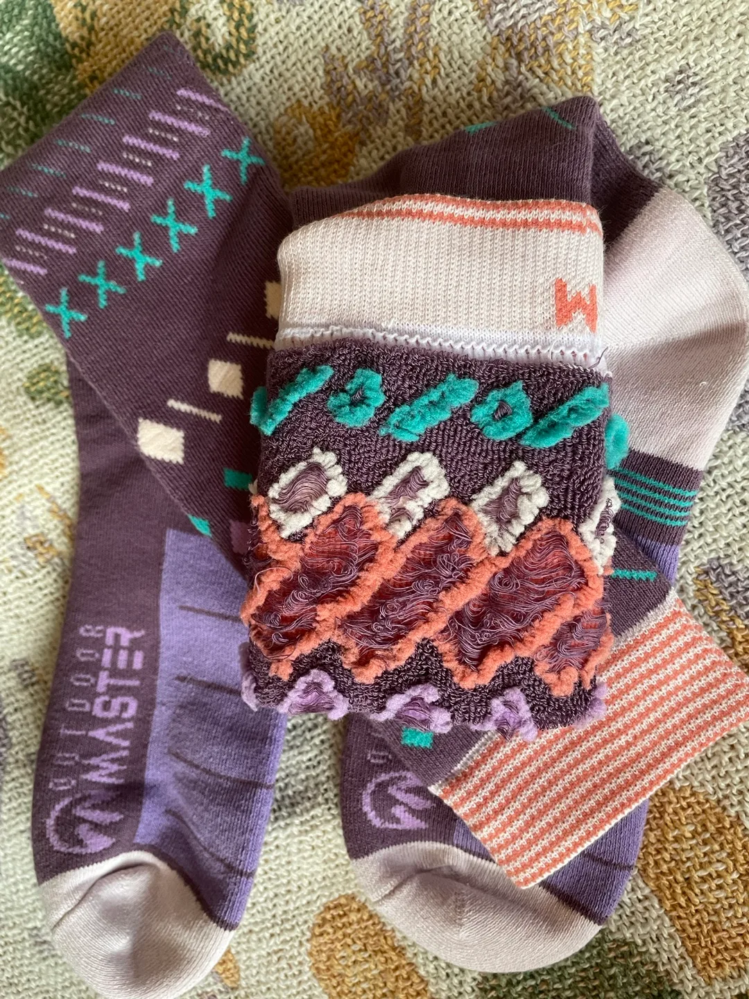 ✈️🥕 Knee High Fancy Ski Socks image indicator(3)