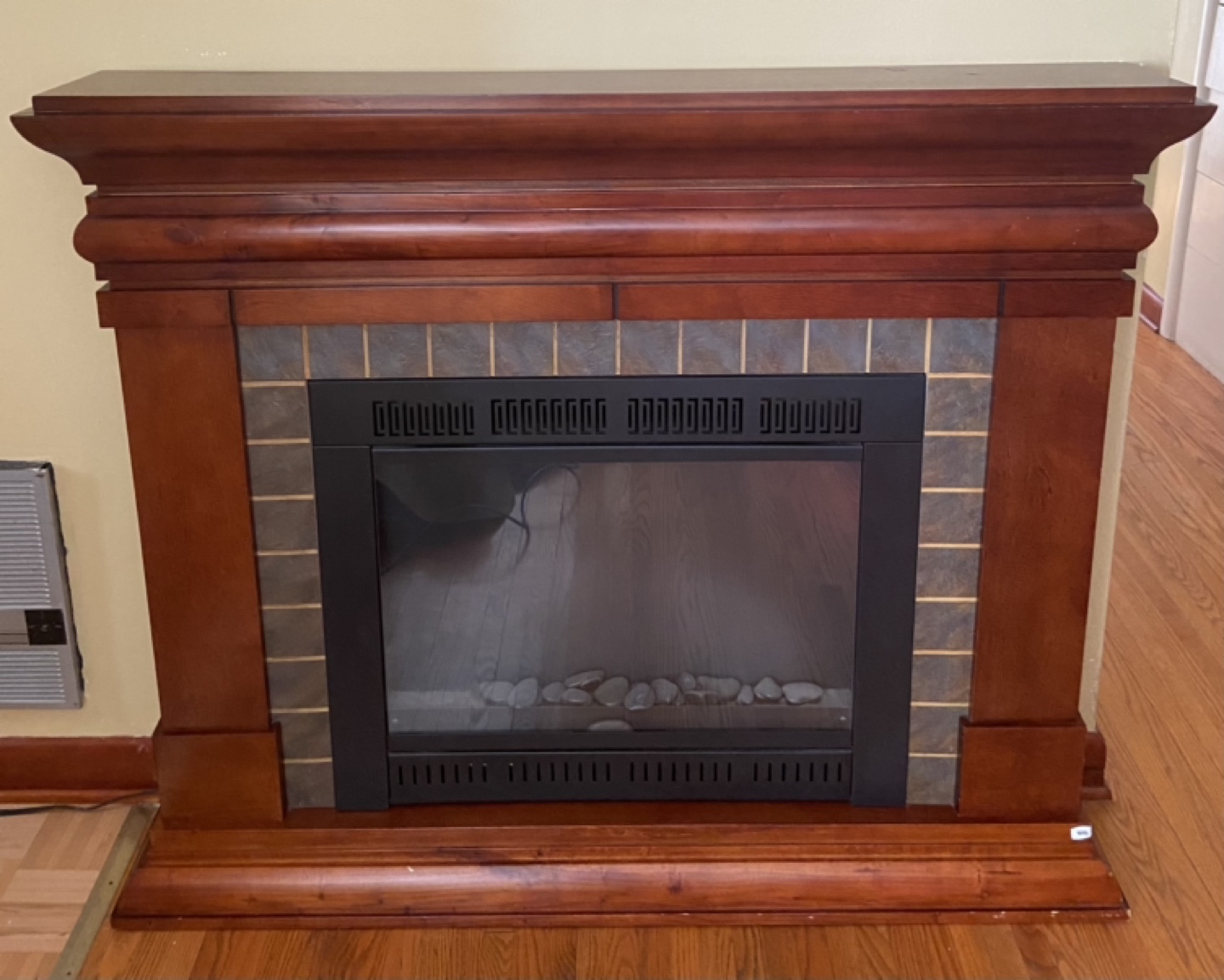 Electric Fireplace 48’ - photo 2