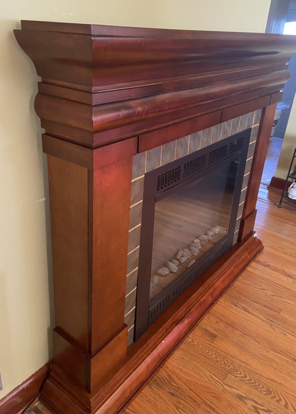 Electric Fireplace 48’ - photo 3
