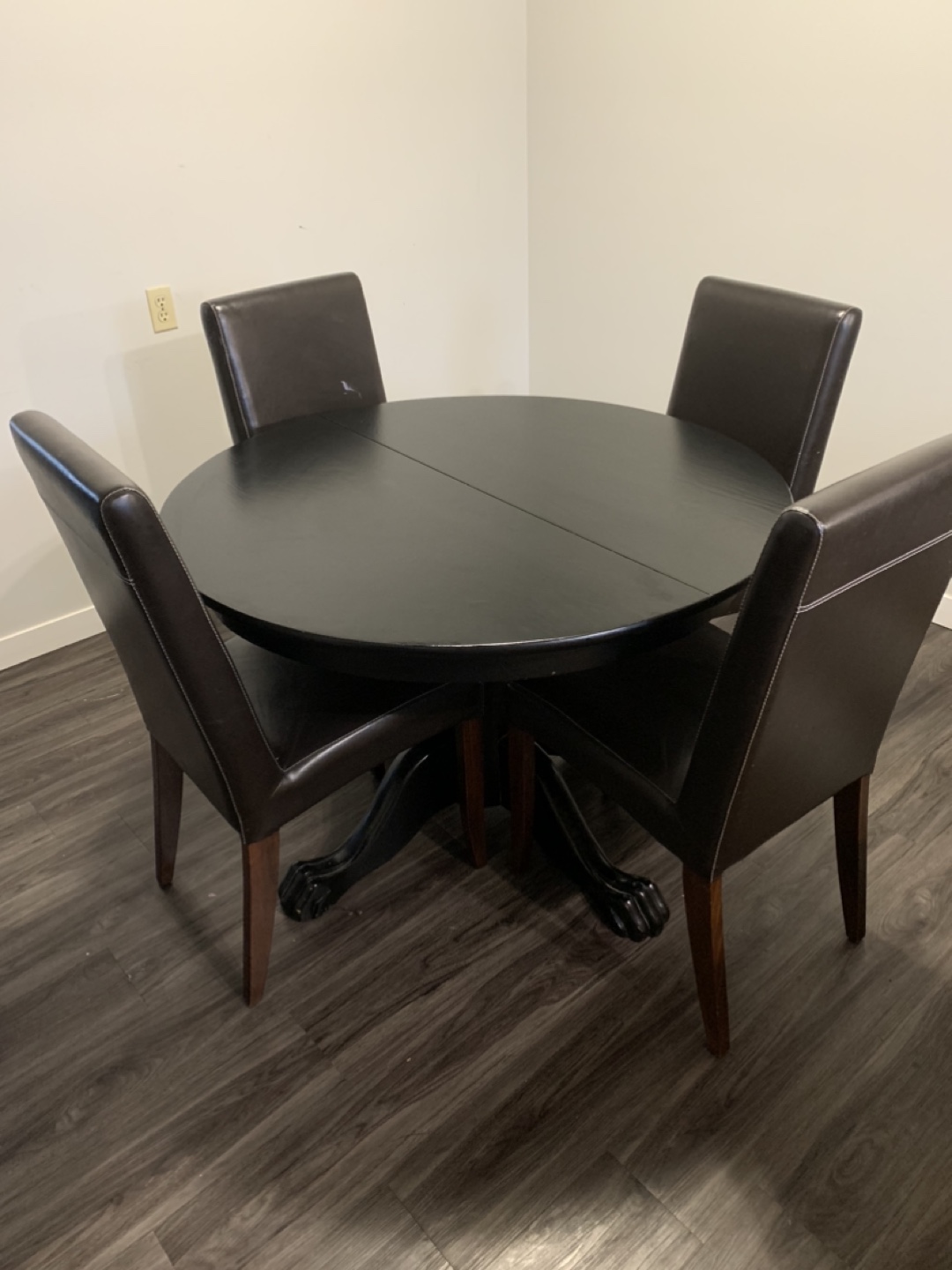Round Black Dining Table Set - photo 2