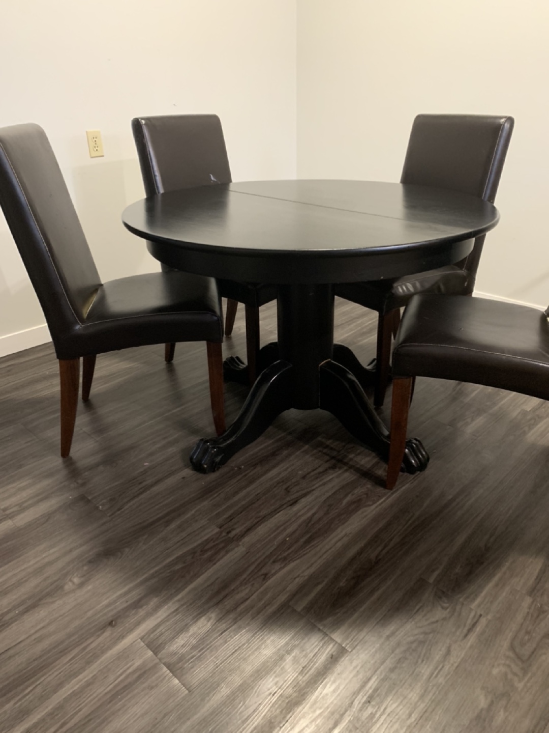 Round Black Dining Table Set