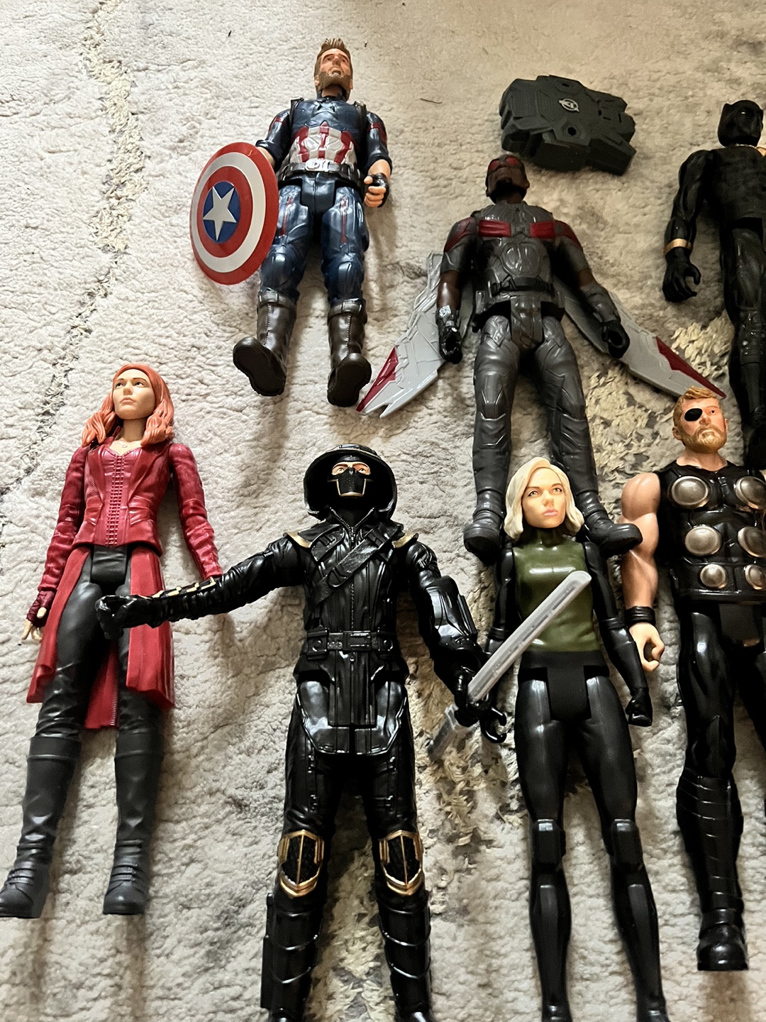 Marvel Avengers Action Figures Lot - photo 2