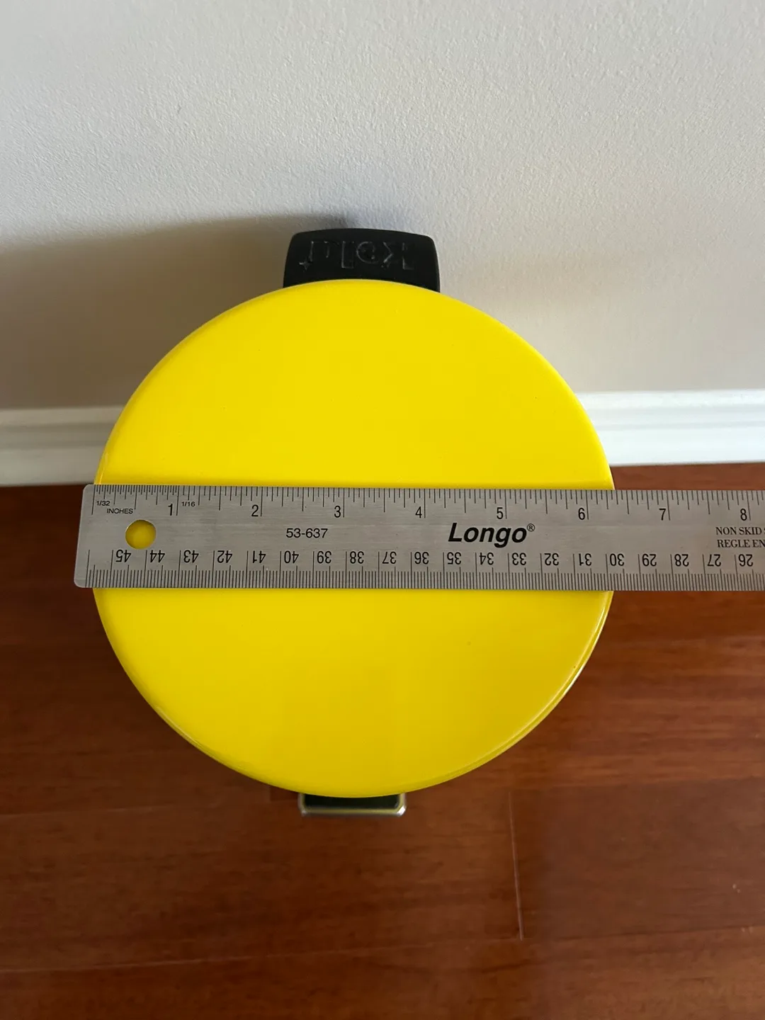 Yellow Step-on Trash Can image indicator(2)