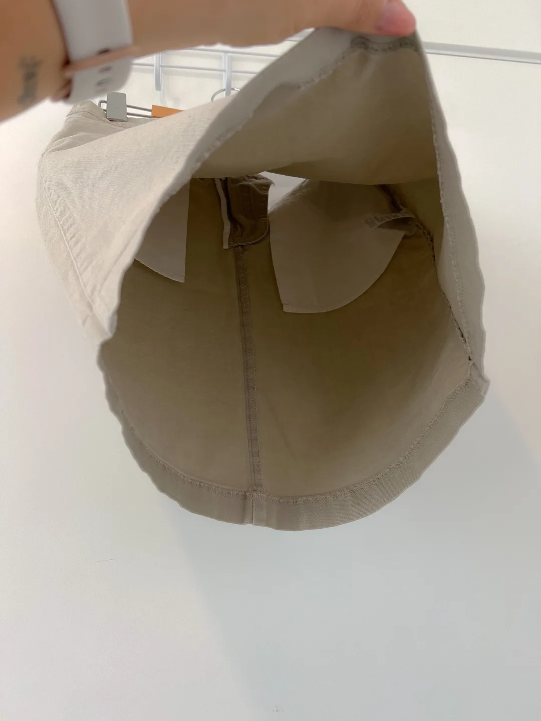 Vintage Tommy Hilfiger beige Mini Skirt Size 4 with 2 pockets image indicator(9)