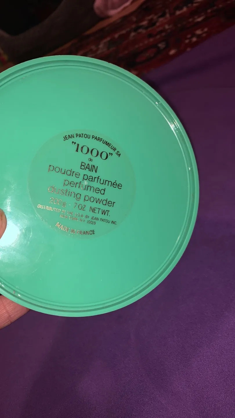 Vintage Jean Patou 1000  de Bain  Perfumed Dusting Powder image indicator(5)